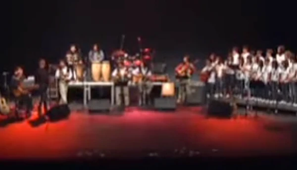 Refalosa de los Patines, Grupo Laboramusic España Colombia